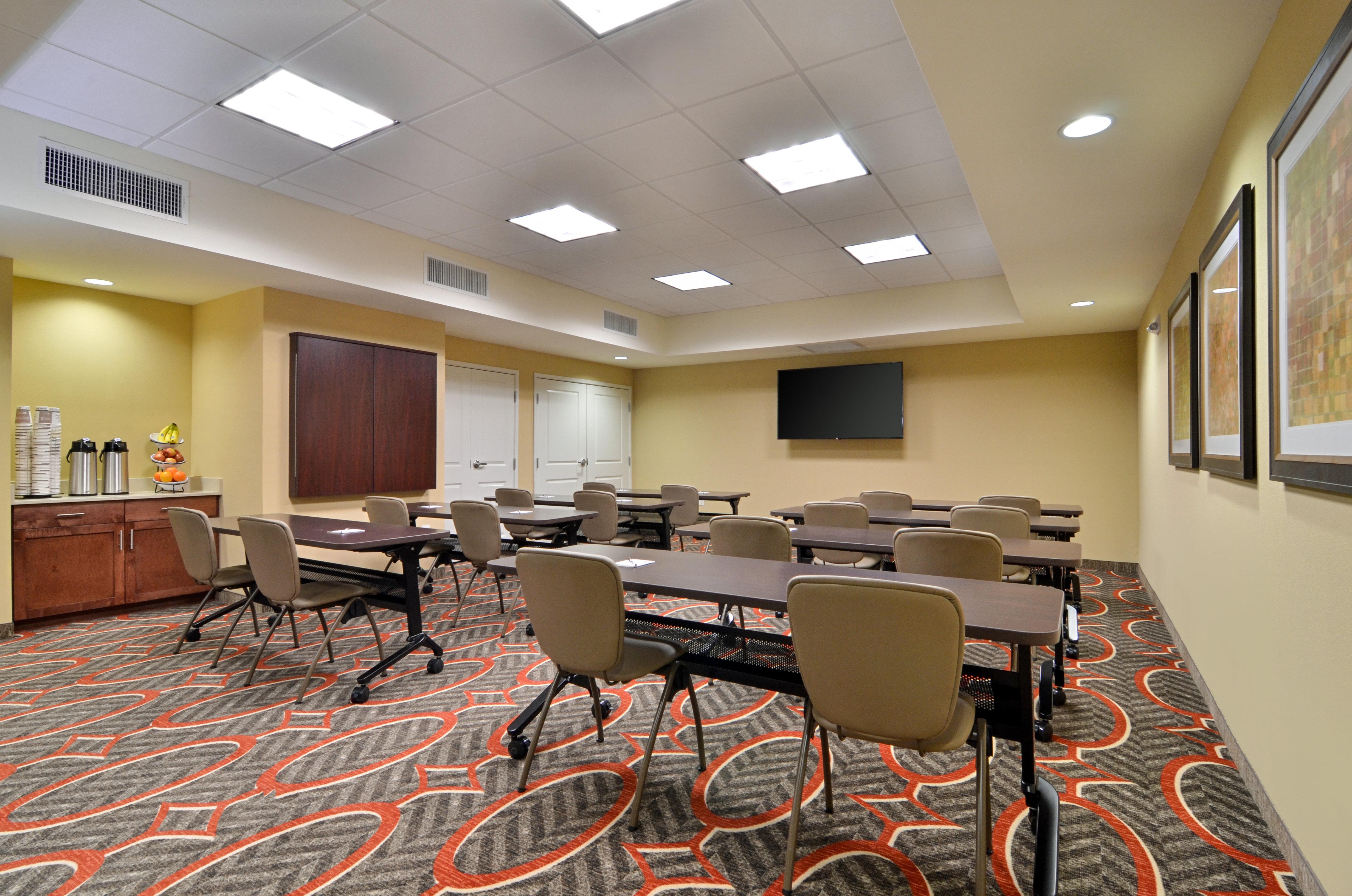 Staybridge By Ihg 3*